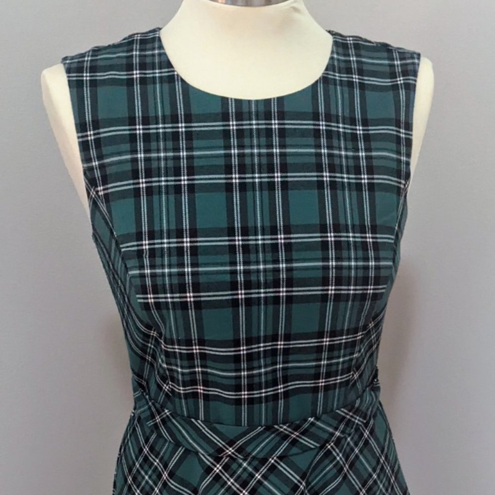 Sleeveless Bow Waist Love Circle Dress by Draper James